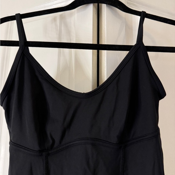 One piece - Picture 3 of 6